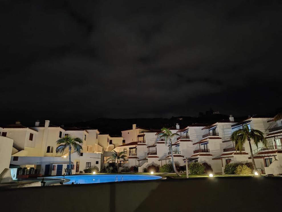 Apartamentos Tamaragua Бренья-Баха Екстер'єр фото