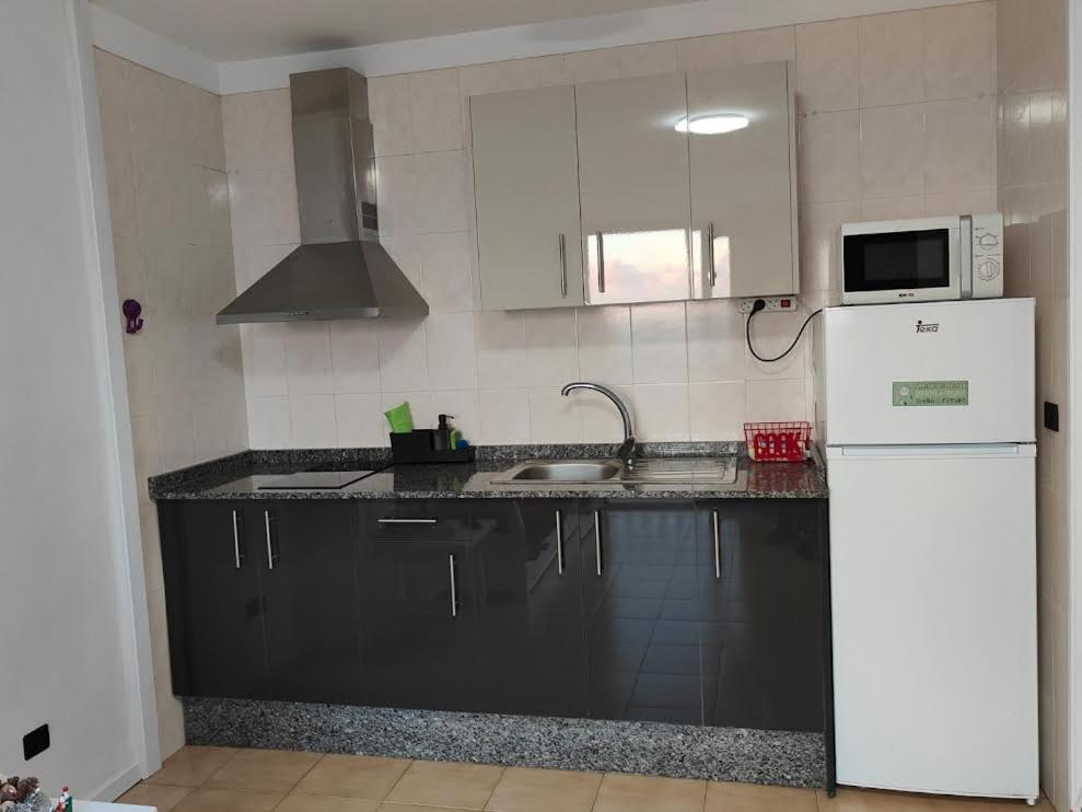Apartamentos Tamaragua Бренья-Баха Екстер'єр фото